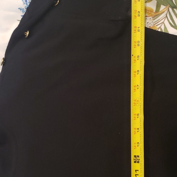 Vintage Outlander black sweater gold buttons, great condition, sz M - Picture 8 of 11